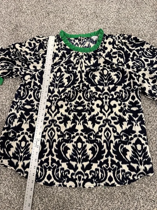 Voy Coastal Navy White Green Patterned Top with Ruffle Trim Short Sleeves Sz M - Picture 7 of 8
